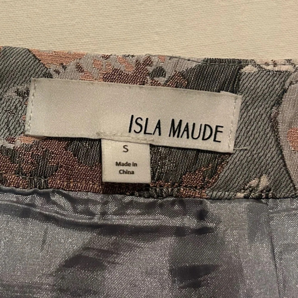 Anthropologie Isla Maude 3/4 length floral chromatic skirt sz S  excellent cond - Picture 9 of 10